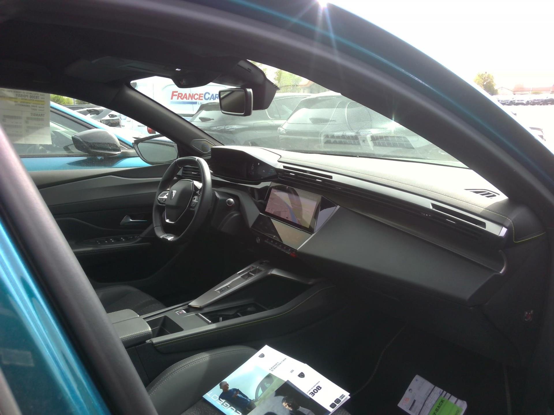 Peugeot 308 Hybrid 145 e-DCS6 GT 2025