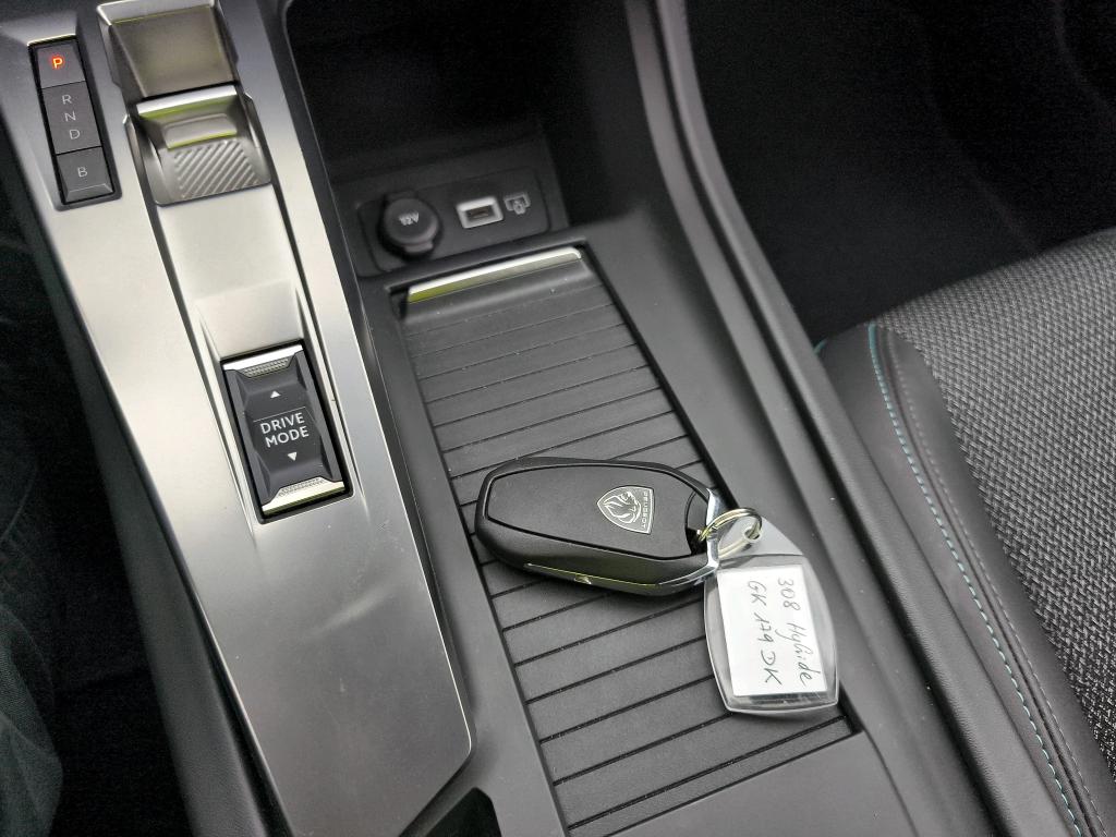 Peugeot 308 PHEV 180 e-EAT8 Allure Pack 2022