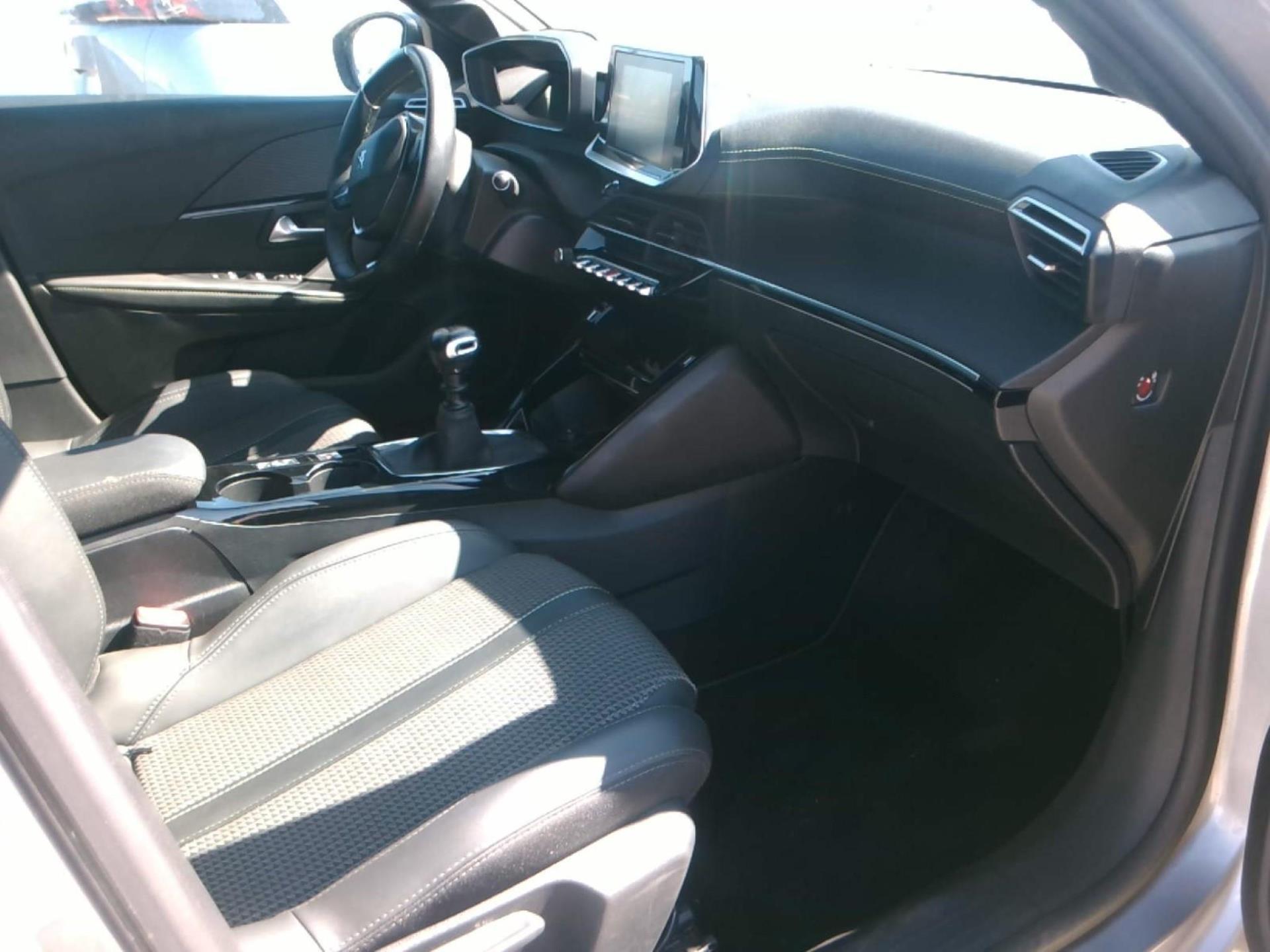 Peugeot 208 BlueHDi 100 S&S BVM6 GT 2023