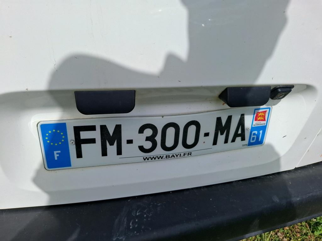 Peugeot PARTNER FOURGON STANDARD 650 KG BLUEHDI 100 S&S BVM5 PREMIUM 2019