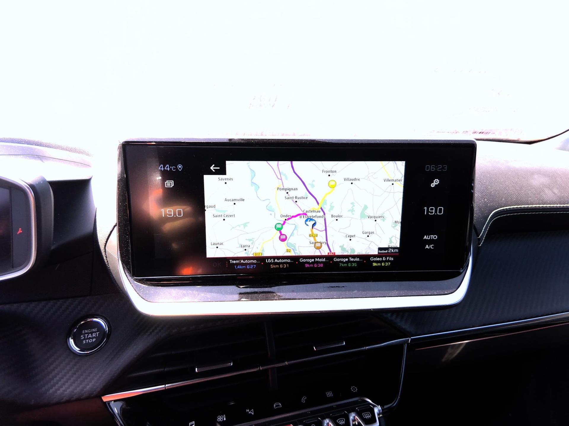 Peugeot 2008 PureTech 130 S&S BVM6 GT 2022