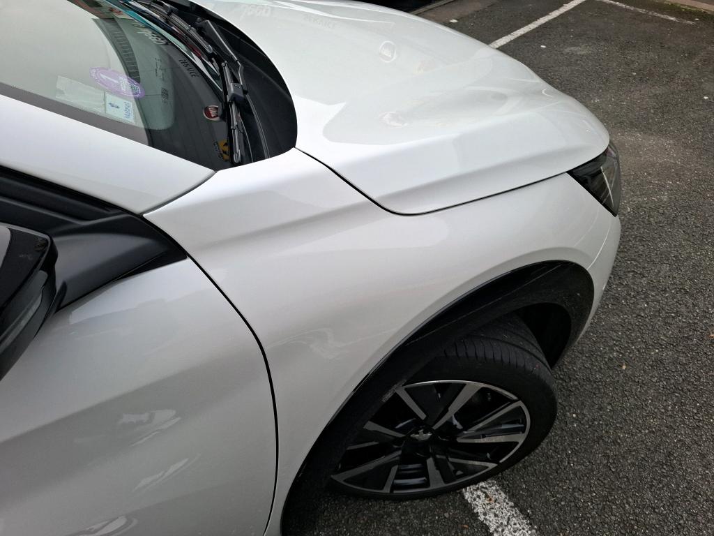 Peugeot 208 PureTech 100 S&S EAT8 GT 2022