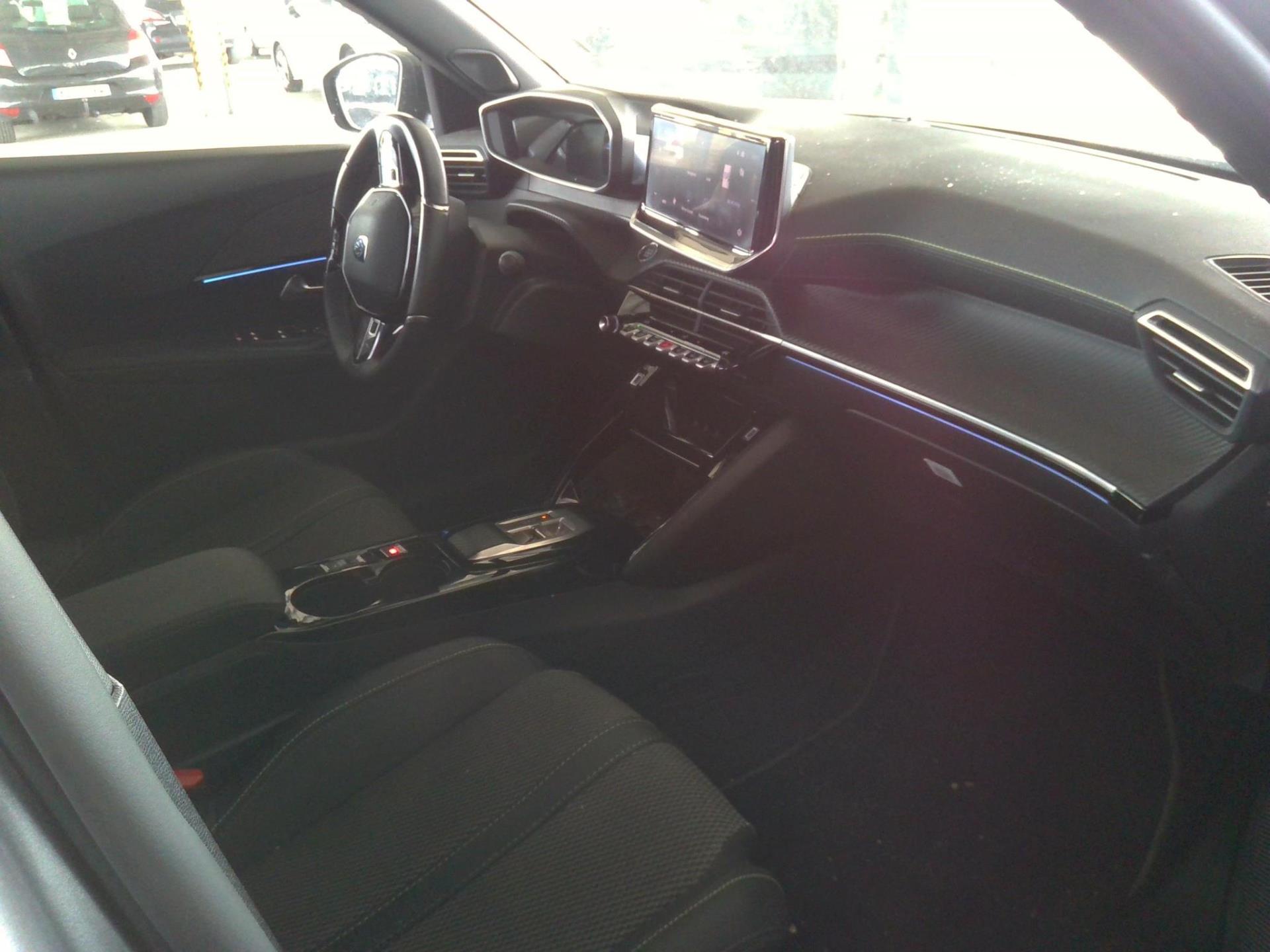 Peugeot 2008 Hybrid 145 ch e-DCS6 GT 2026