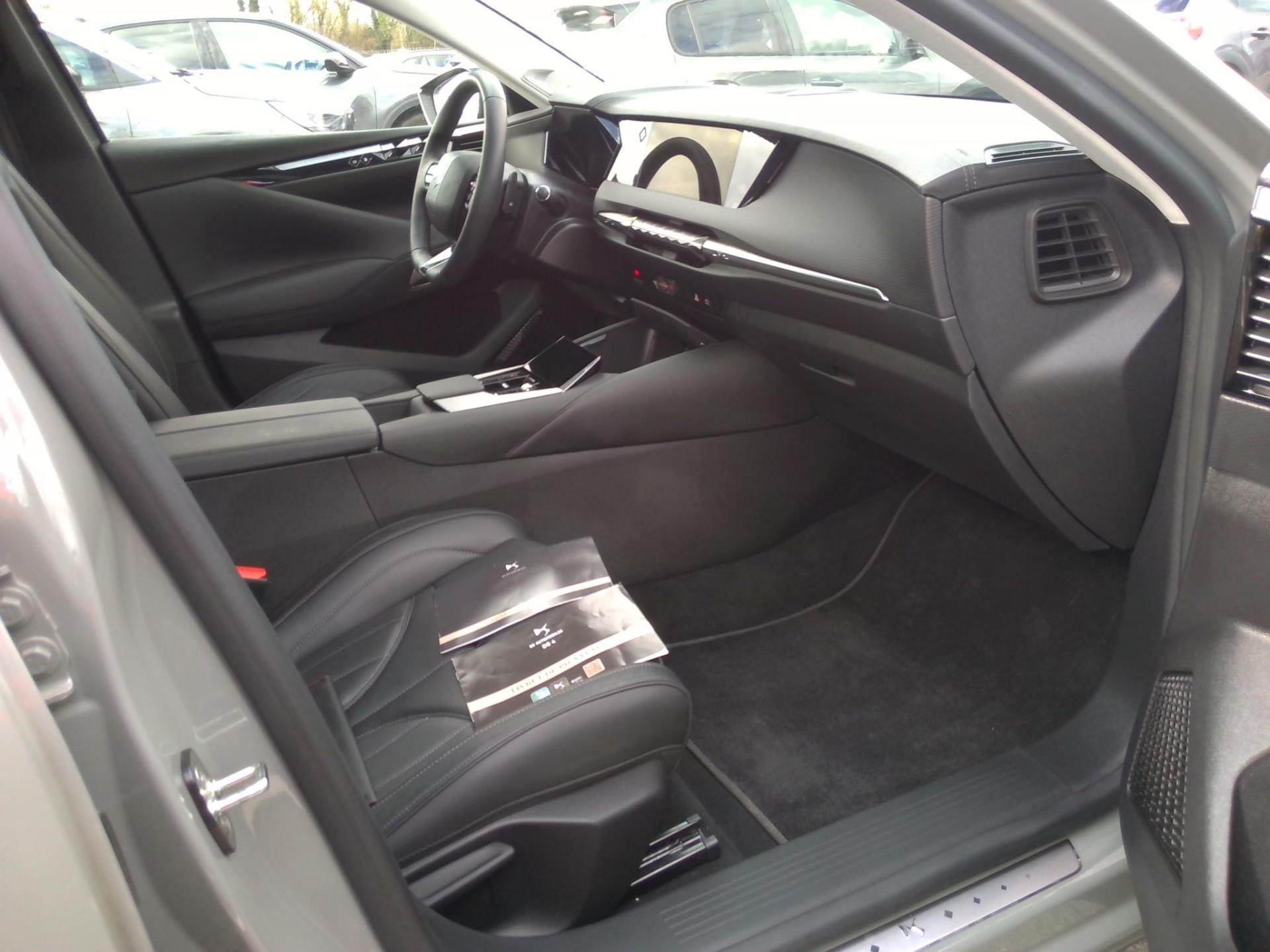 DS DS 4 PureTech 130 EAT8 Cross Rivoli 2023