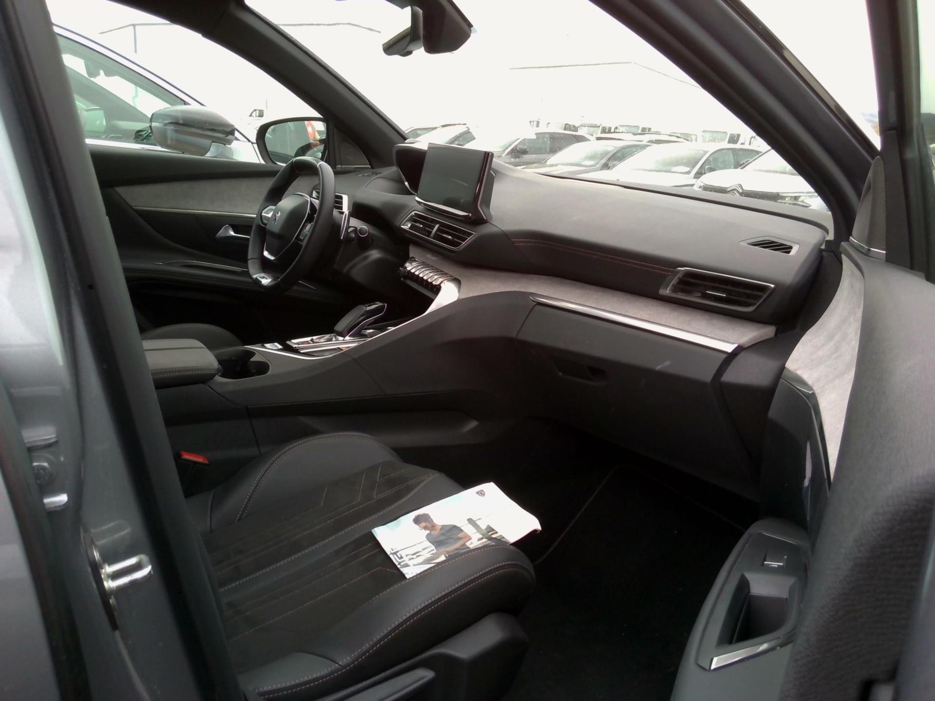 Peugeot 3008 Hybrid 225 e-EAT8 GT Pack 2022