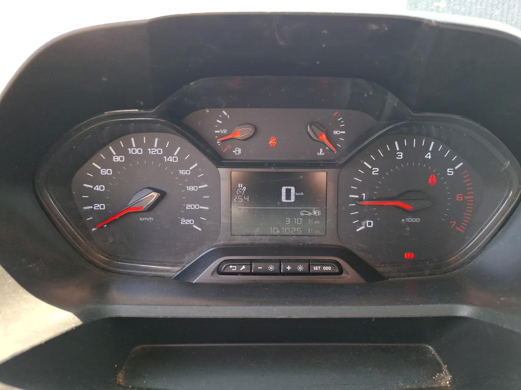 Peugeot PARTNER FOURGON STANDARD 650 KG BLUEHDI 100 S&S BVM5 PREMIUM 2021