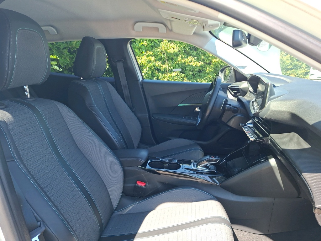 Peugeot 2008 BlueHDi 130 S&S EAT8 Allure 2020
