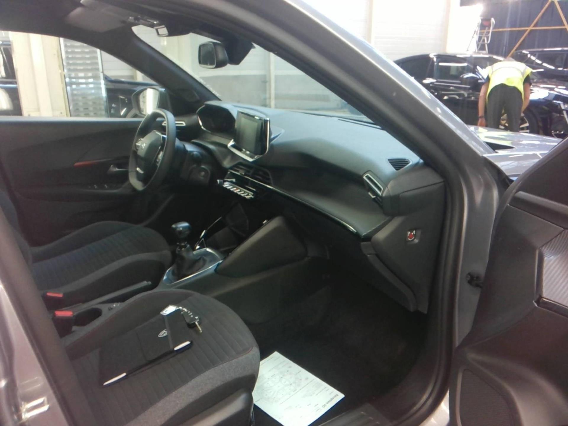 Peugeot 2008 PureTech 130 S&S BVM6 Active Pack 2022