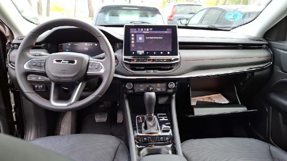 Foto Jeep Compass 14