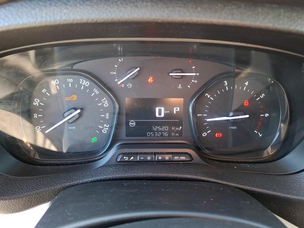 Peugeot EXPERT FGN TOLE STANDARD 2.0  BLUEHDI 120 S&S EAT8 PACK SPORT 2021