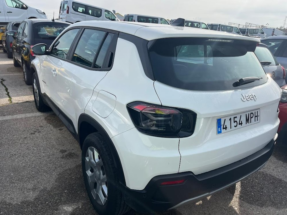 Foto Jeep AVENGER 9
