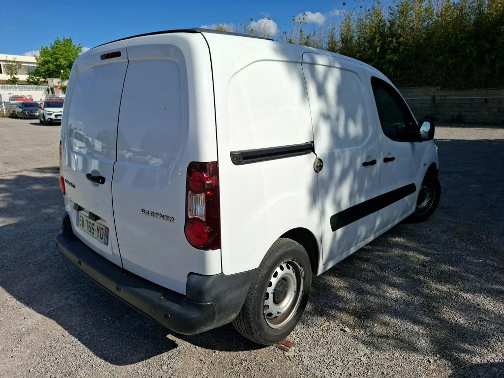 Peugeot PARTNER FOURGON STANDARD 1.6 BLUEHDI 100 BVM5 PREMIUM 2018