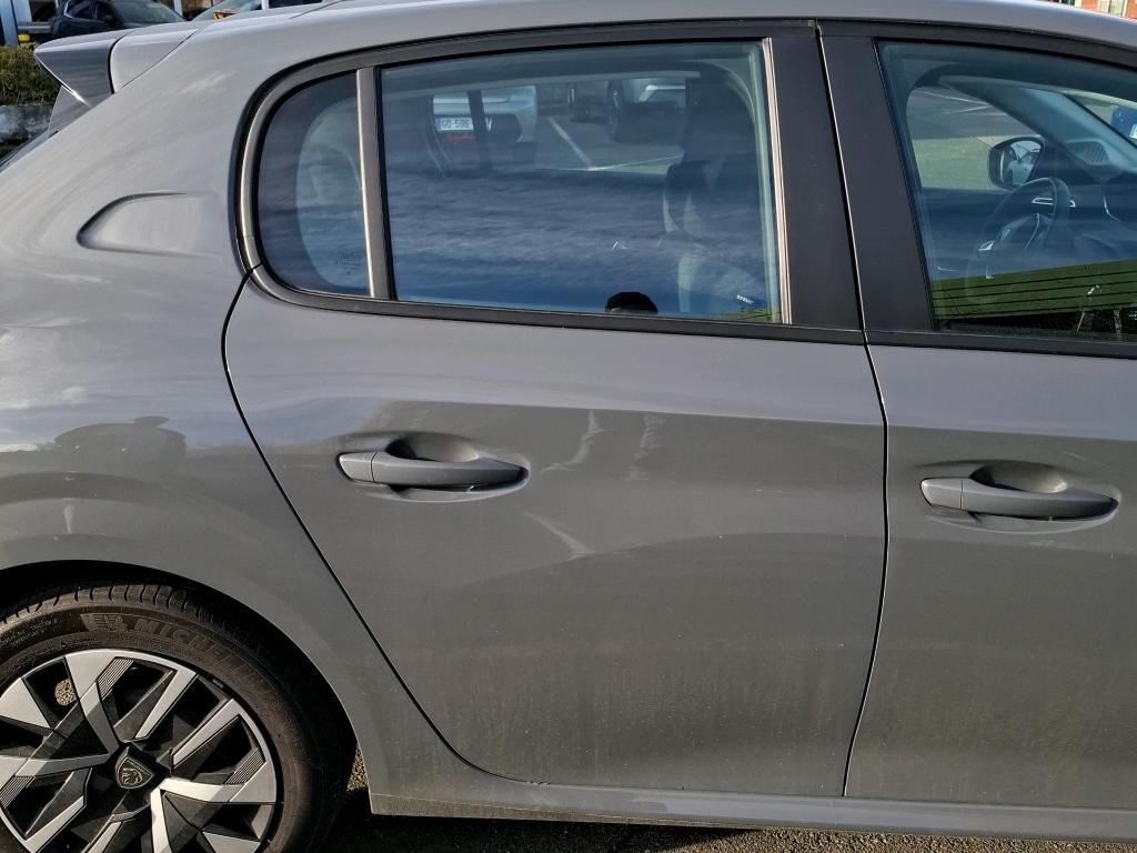 Peugeot 208 PureTech 100 S&S BVM6 Active 2024