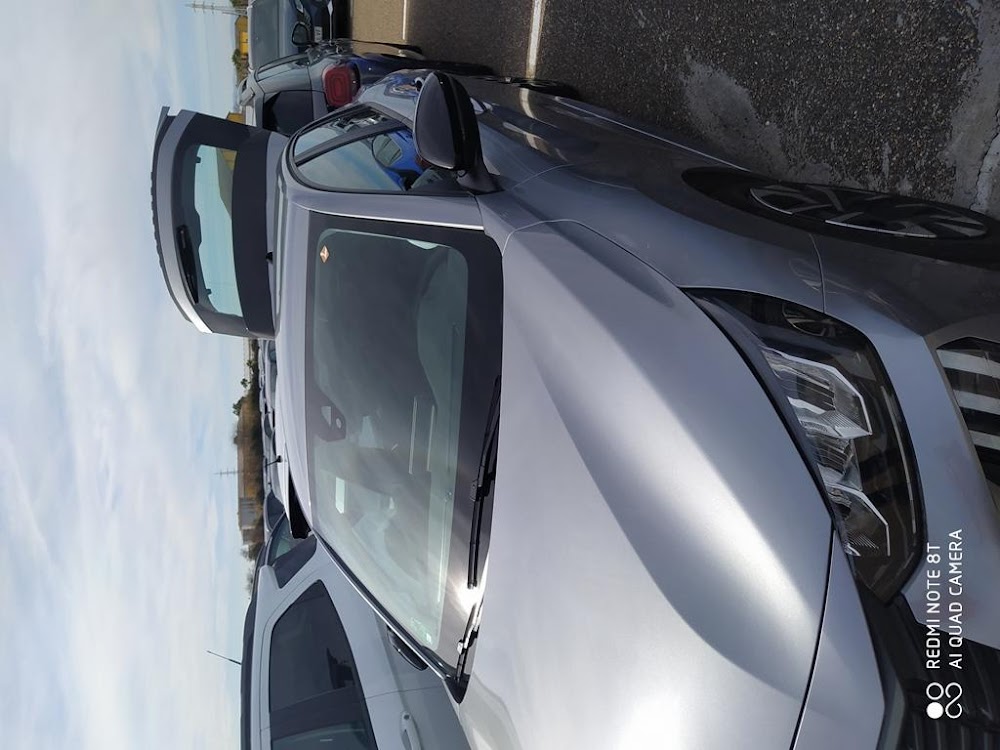 Foto Peugeot 208 4