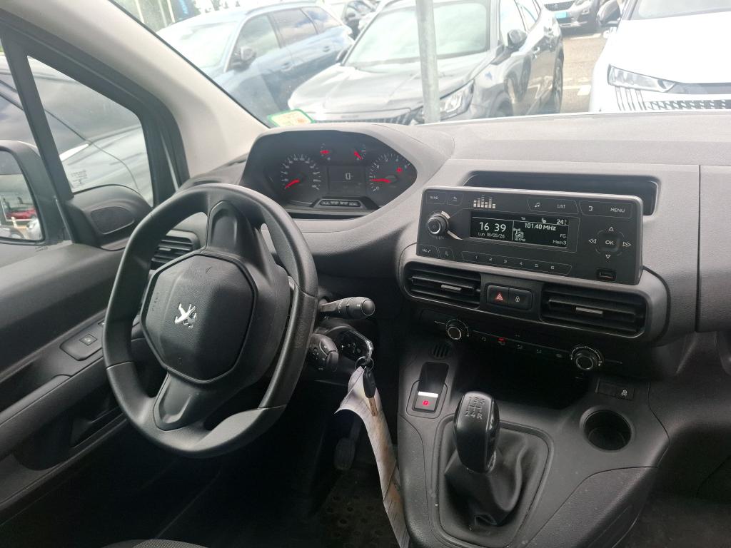 Peugeot PARTNER FOURGON STANDARD 650 KG BLUEHDI 75 BVM5 PREMIUM 2019