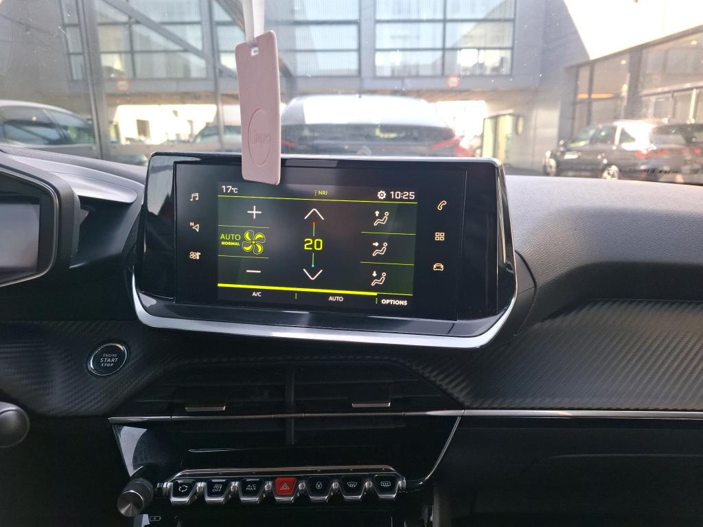 Peugeot 2008 BlueHDi 130 S&S EAT8 Allure Pack 2022