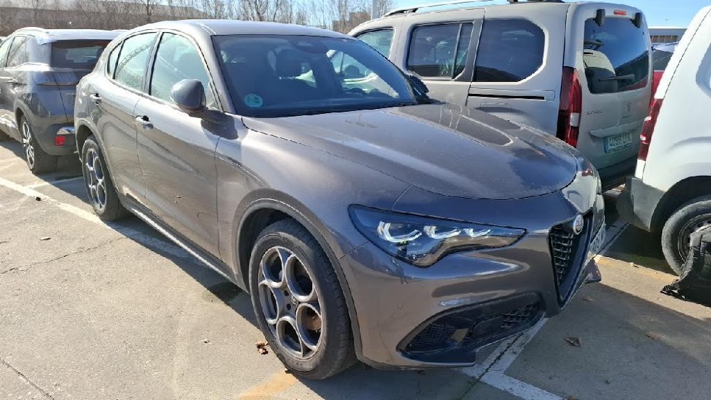 Foto Alfa Romeo Stelvio 6