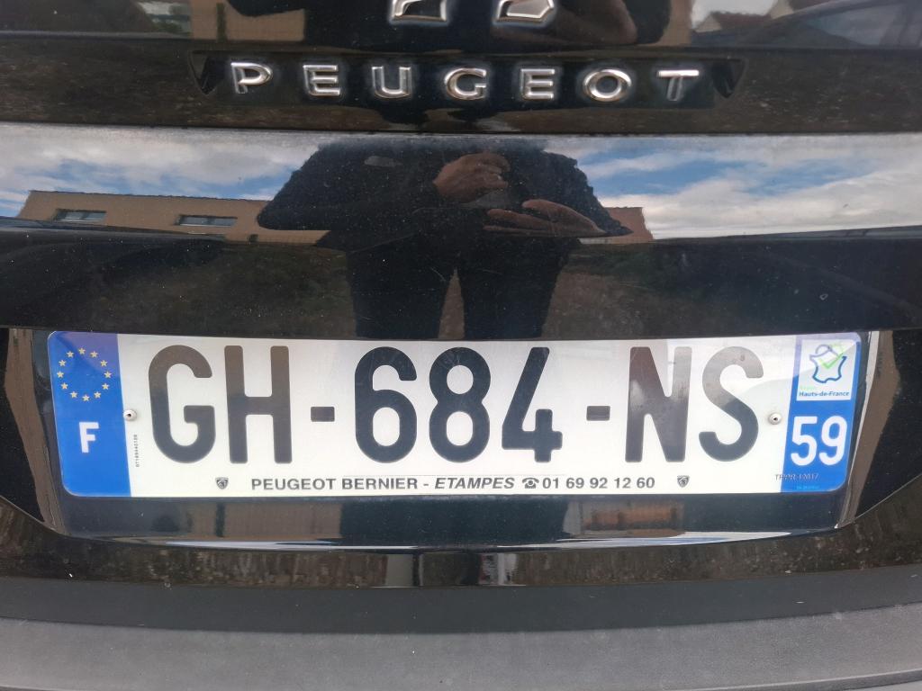 Peugeot 3008 BlueHDi 130ch S&S EAT8 Active Pack 2022