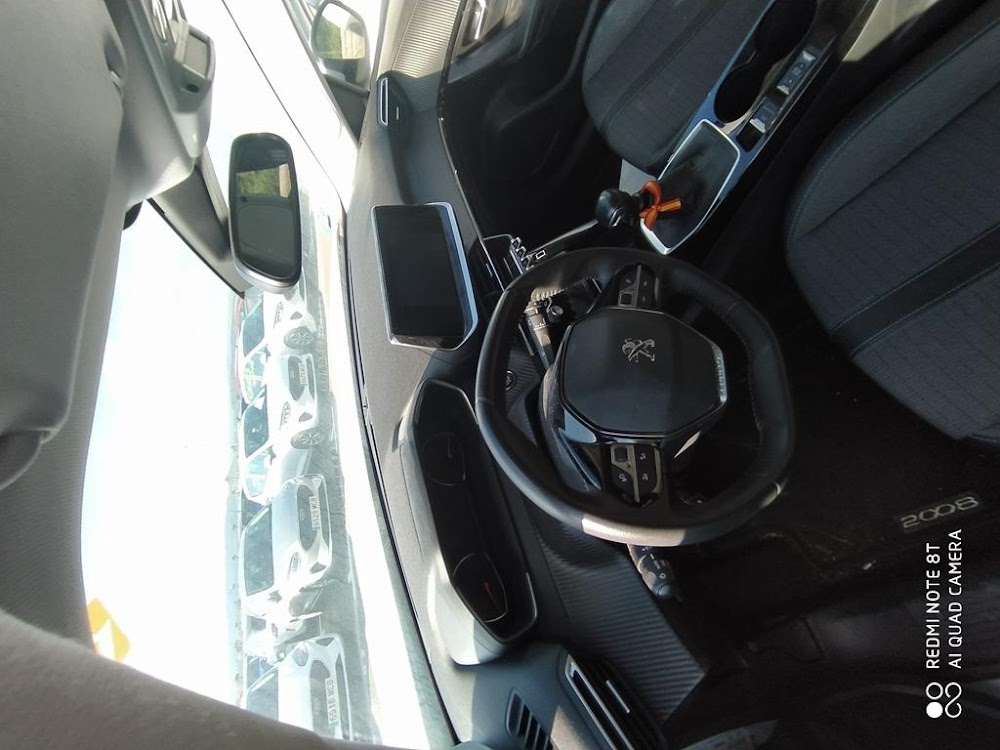 Foto Peugeot 2008 11