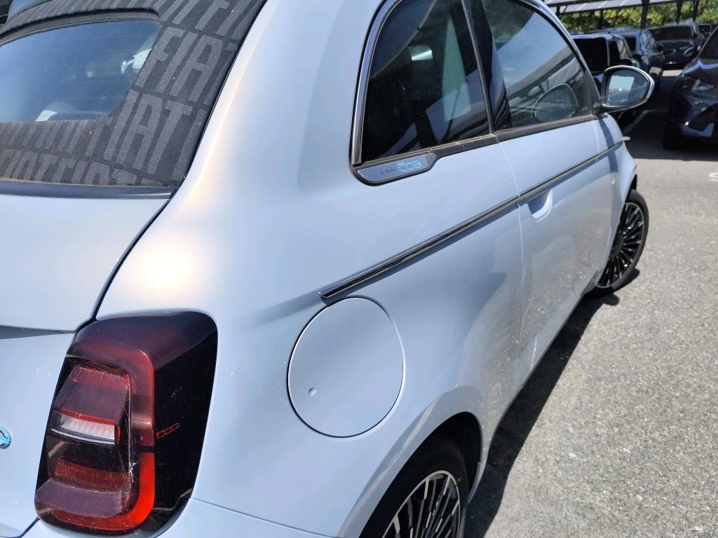 FIAT 500C e 118 ch La Prima 2023