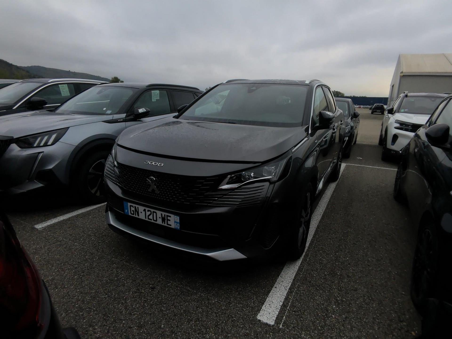 NV 3008 SUV