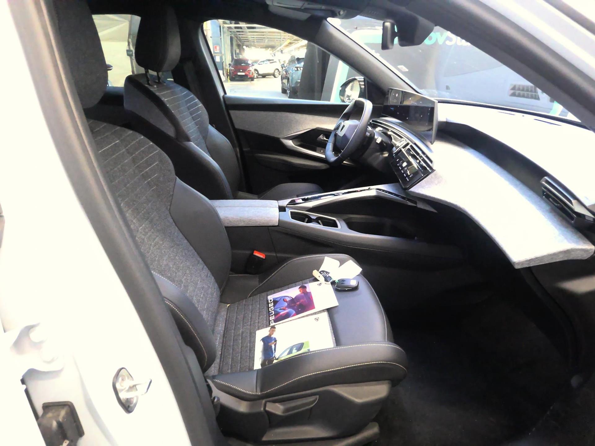 Peugeot 3008 Electrique 210 ch 73 kWh Allure 2025