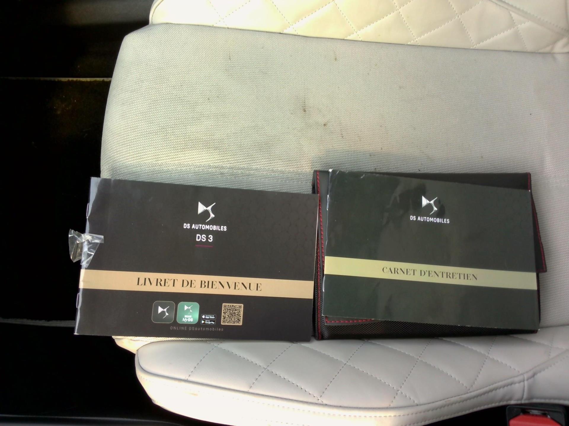 DS DS 3 PureTech 130 EAT8 Esprit de Voyage 2024
