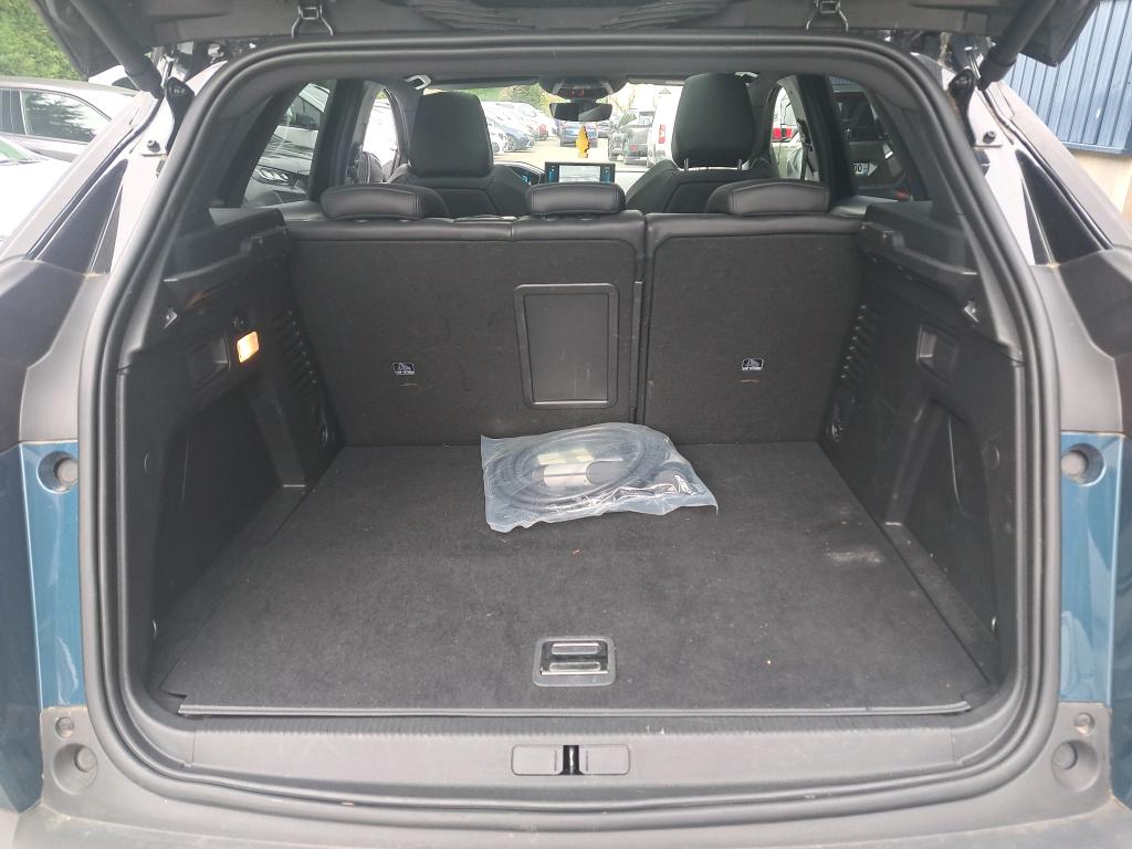 Peugeot 3008 Hybrid4 300 e-EAT8 GT 2021