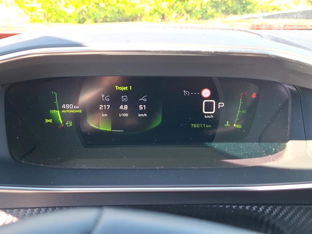 Peugeot 2008 BlueHDi 130 S&S EAT8 Allure Pack 2022