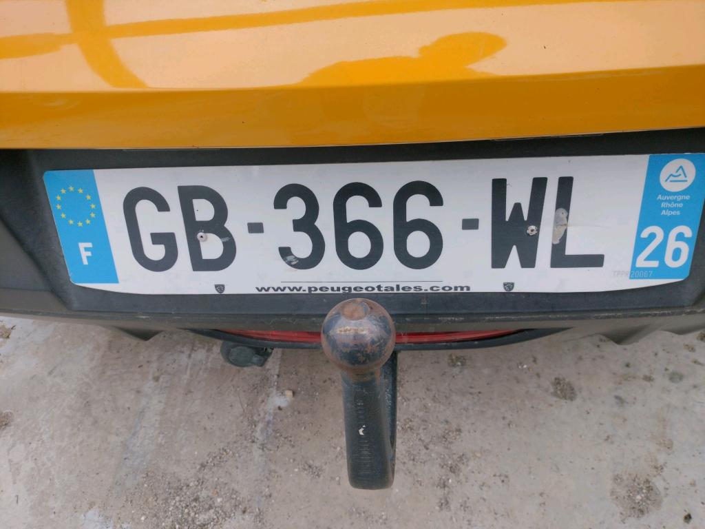 Peugeot 208 BlueHDi 100 S&S BVM6 Style 2021