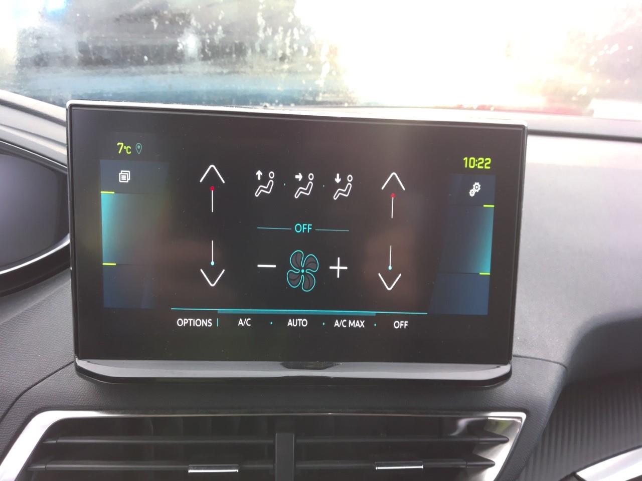 Foto Peugeot 3008 Plug-in Hybrid 7