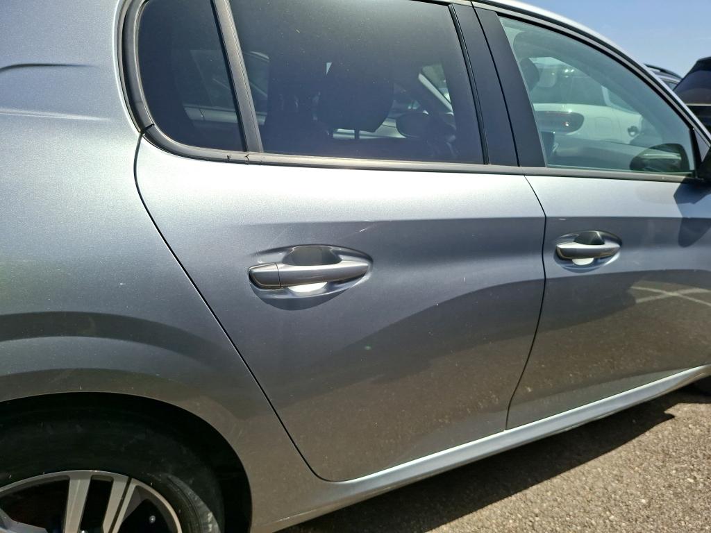 Peugeot 208 BlueHDi 100 S&S BVM6 Allure 2023