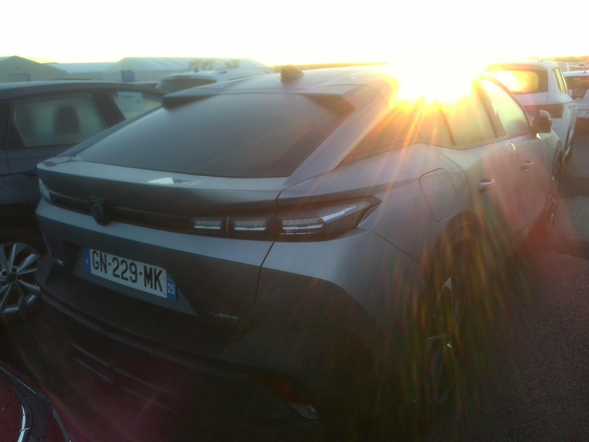 Peugeot 408 PHEV 180 e-EAT8 Allure Pack 2023