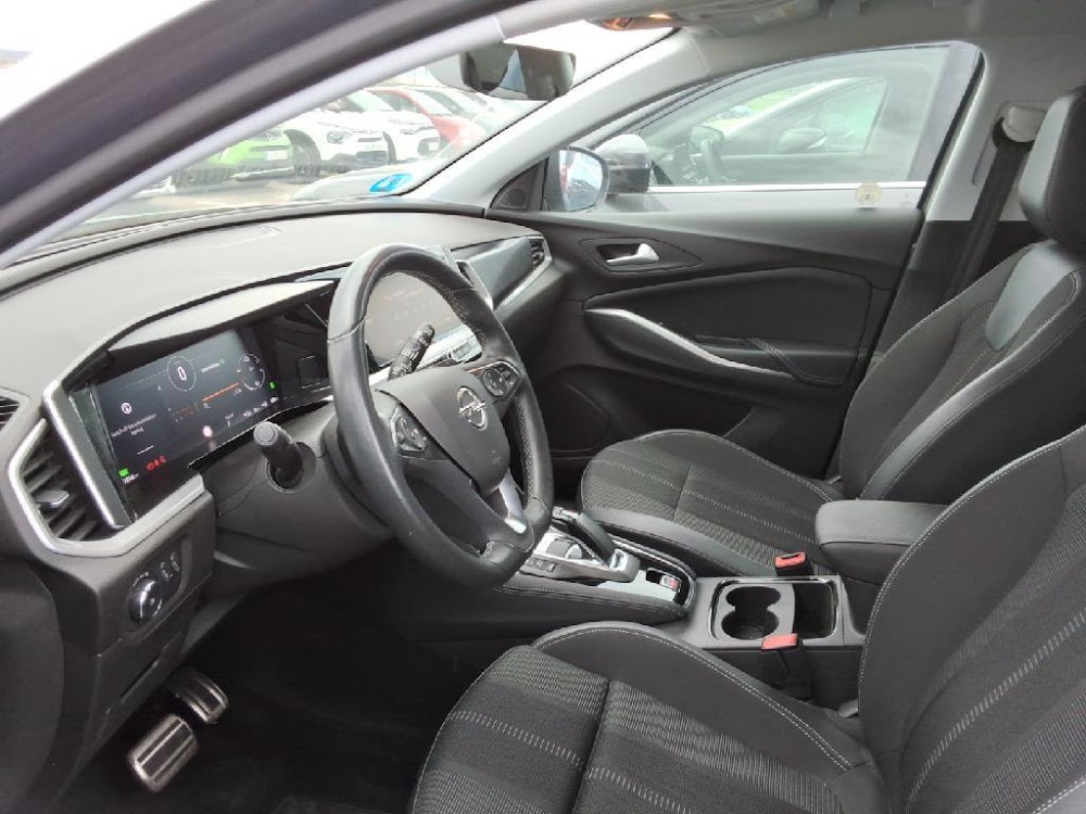 Foto Opel Grandland PHEV 15