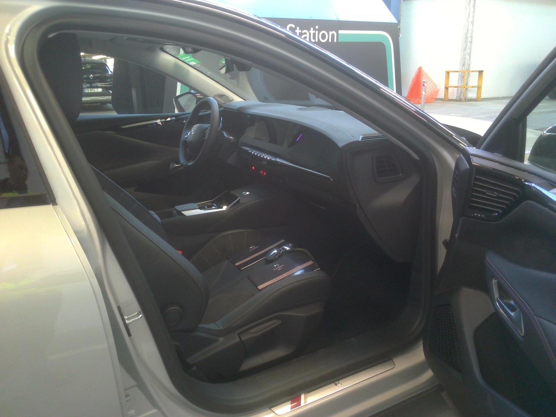 DS DS 4 PureTech 130 EAT8 Performance Line 2024