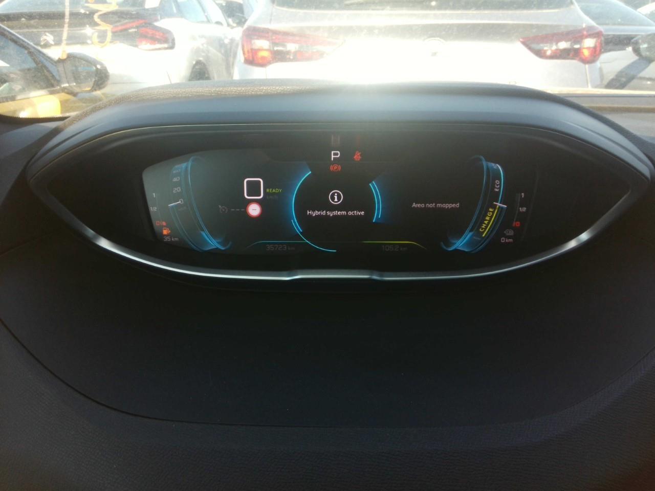 Foto Peugeot 3008 Hybrid 6