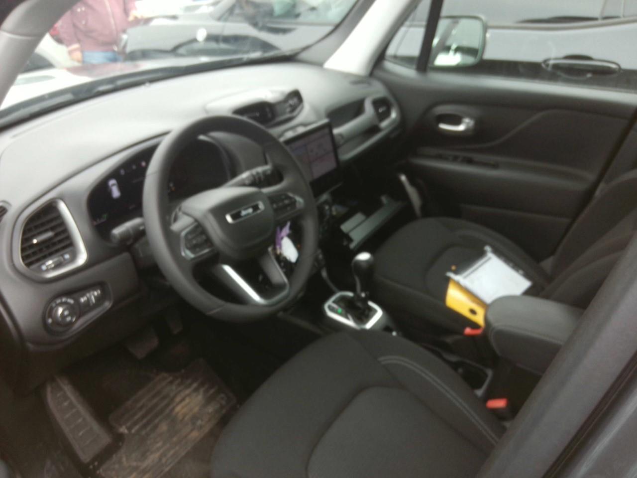 Foto Jeep Renegade 3