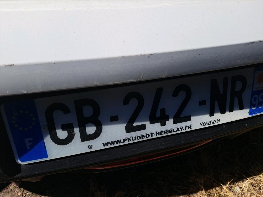 Peugeot 208 BLUEHDI 100 S&S BVM6 PREMIUM PACK 2021