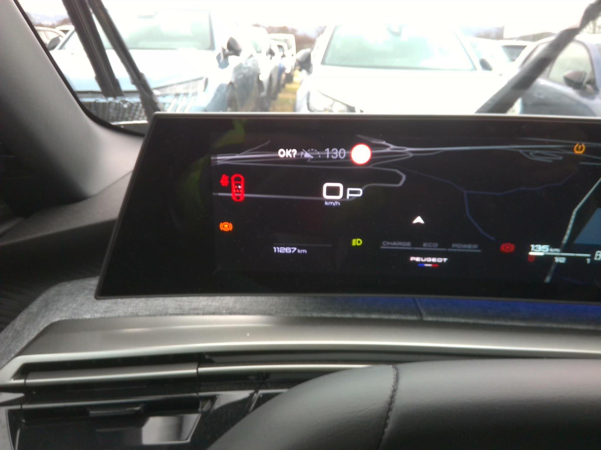 Peugeot 3008 Hybrid 145 e-DCS6 Allure 2025