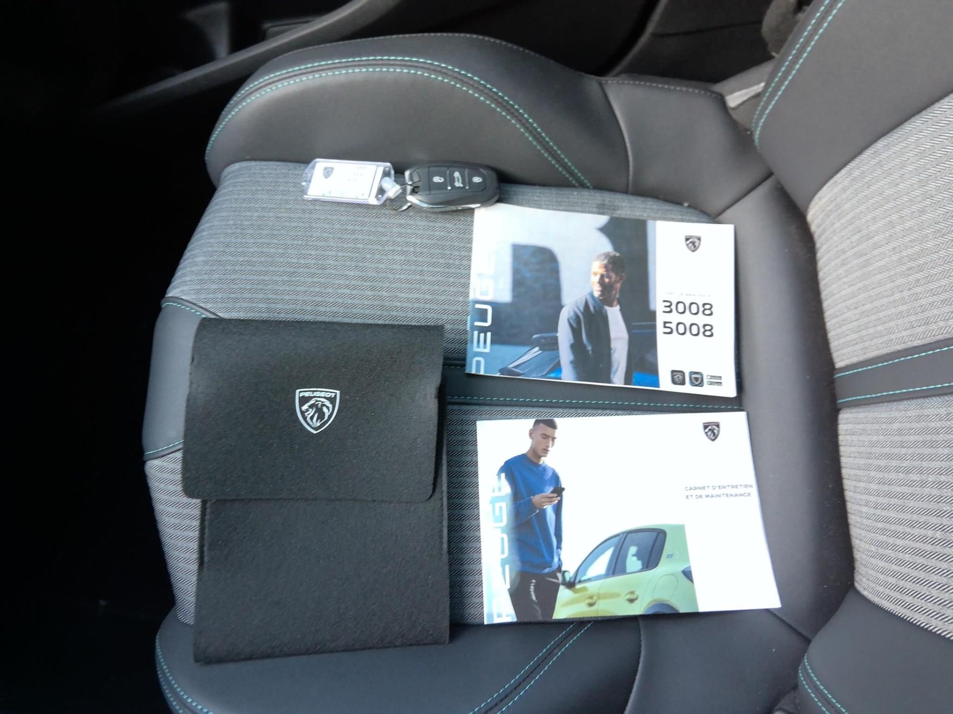 Peugeot 5008 BlueHDi 130ch S&S EAT8 Allure Pack 2024