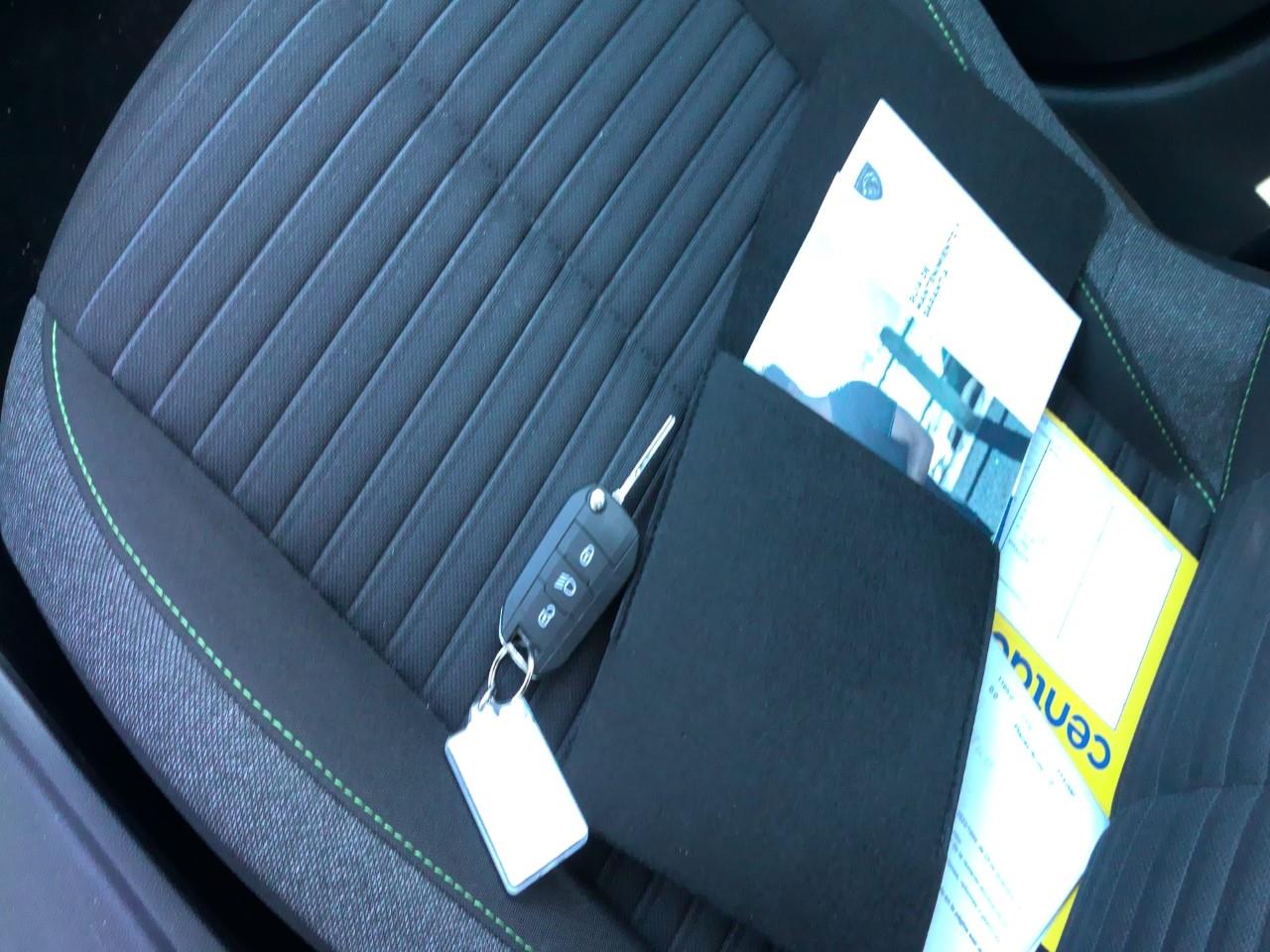 Foto Peugeot 308 10