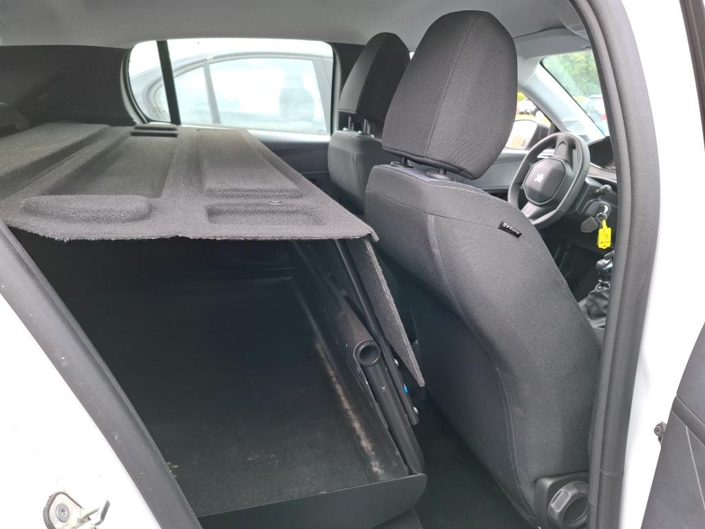 Peugeot 208 BLUEHDI 100 S&S BVM6 PREMIUM 2021