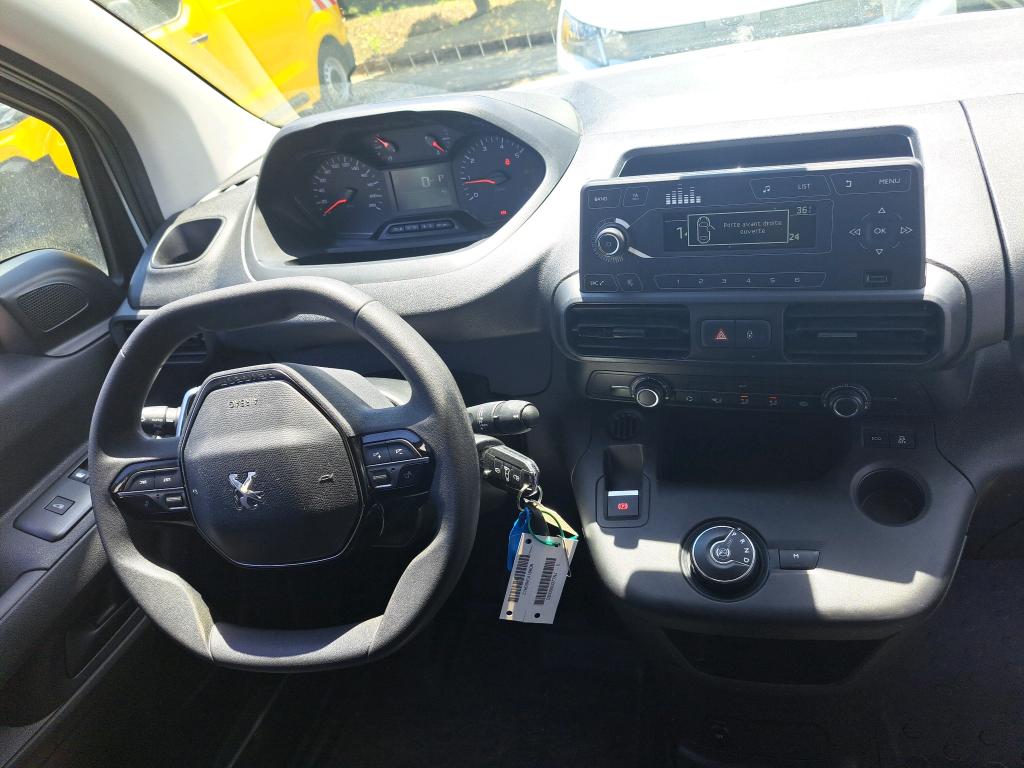Peugeot PARTNER FOURGON STANDARD 1000 KG BLUEHDI 130 S&S EAT8 PREMIUM 2019