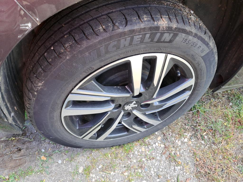 Peugeot 208 PureTech 75 S&S BVM5 Style 2023