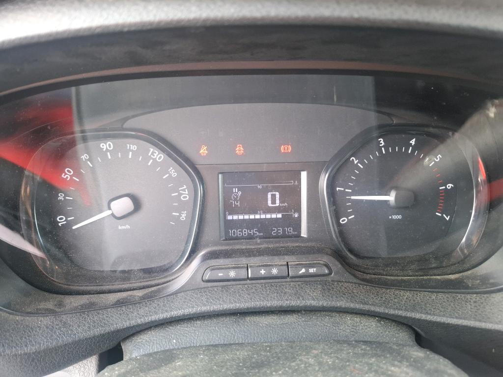 Peugeot EXPERT FGN TOLE STANDARD 2.0 BLUEHDI 120 S&S BVM6 PREMIUM 2018