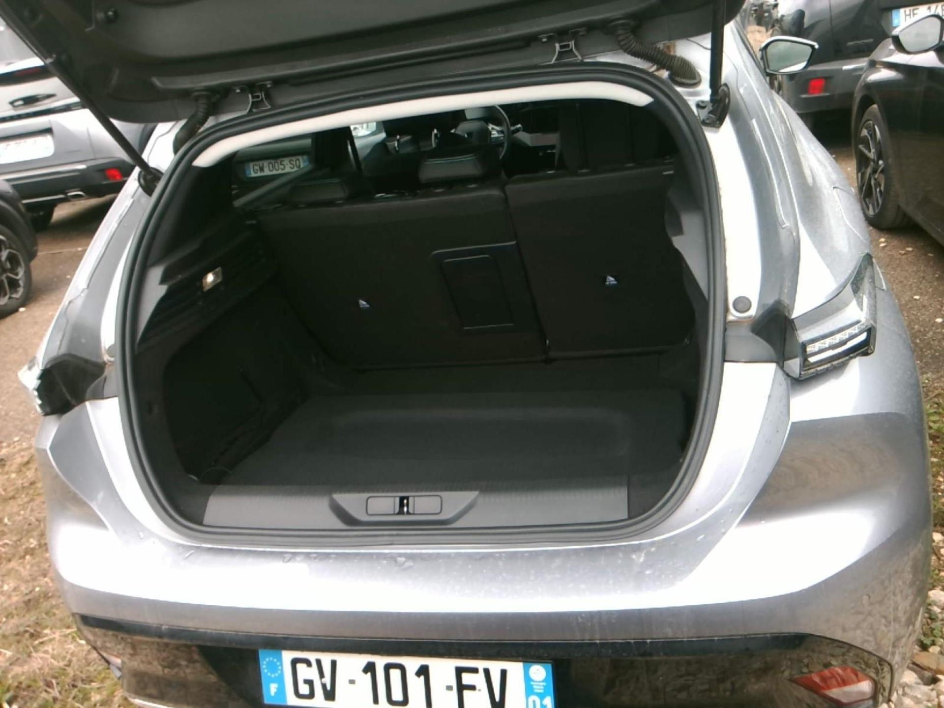 Peugeot 308 III 