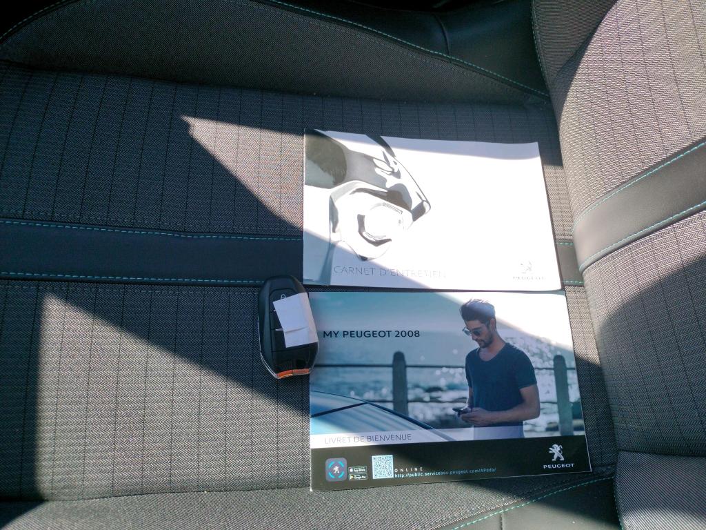 Peugeot 2008 BlueHDi 110 S&S BVM6 Allure Business 2021