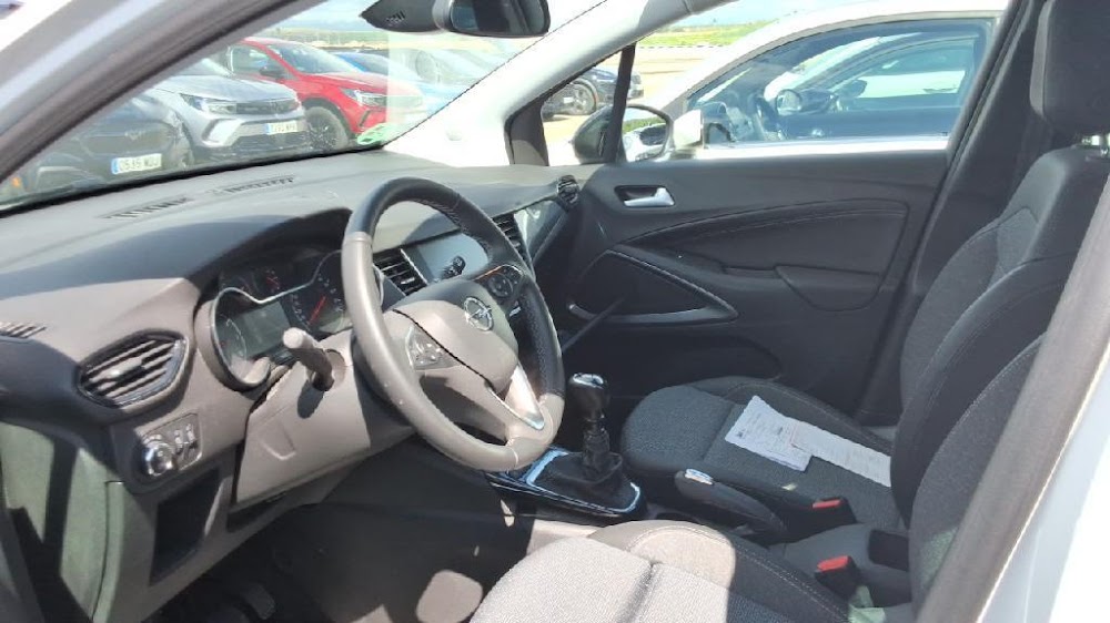 Foto BENELLI Crossland 4
