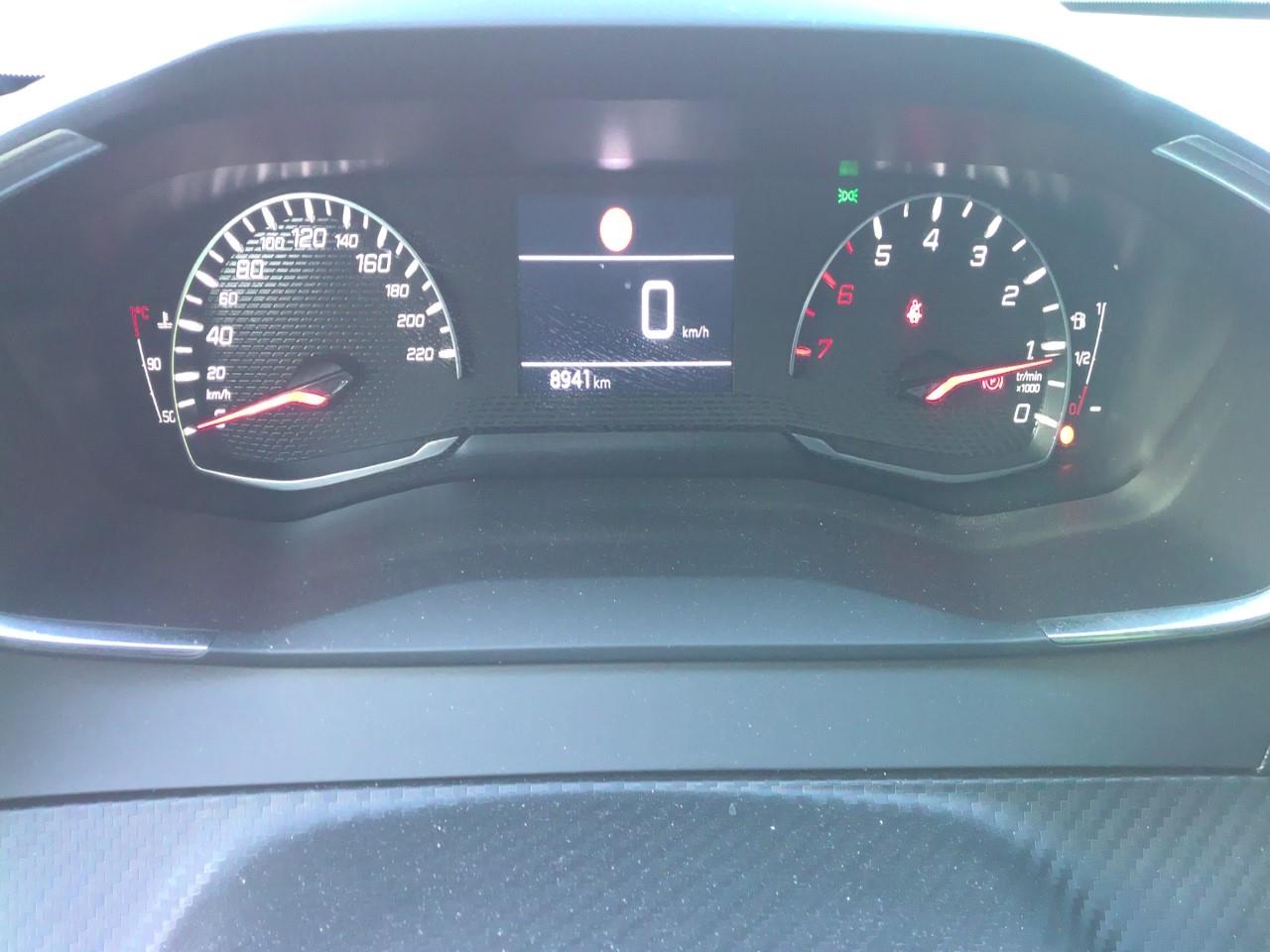 Foto Peugeot 208 5