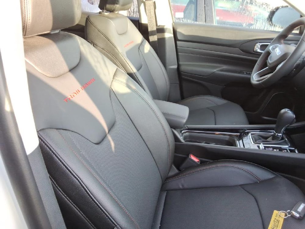 Foto Jeep Compass 11